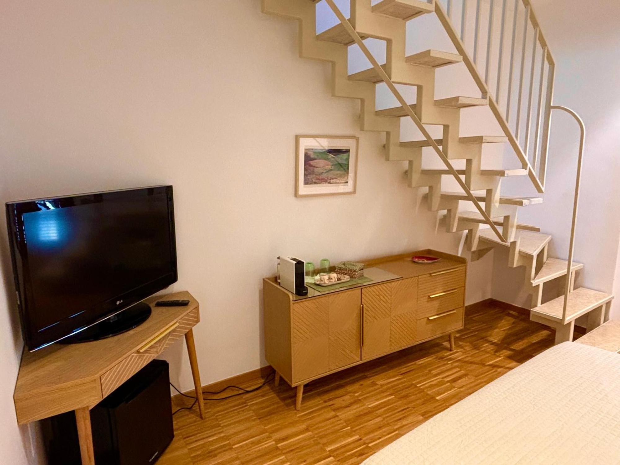 Dadu 14 Hotel Bari Bagian luar foto